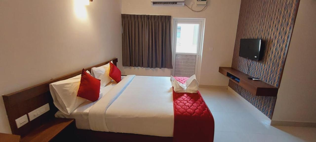 Bed & Breakfast Livn Stays - Unit Of Prohotel Chennai